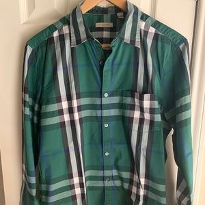 🚫SOLD🚫Authentic Green Men’s Burberry Shirt